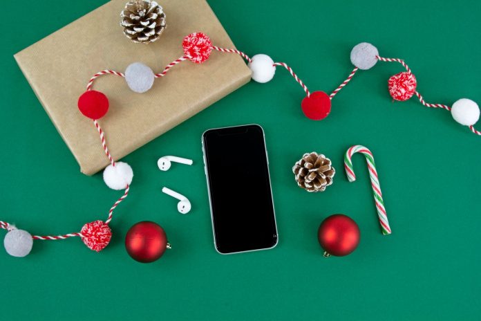 Offrez-leur le parfait cadeau qu’ils pourront contrôler avec un téléphone intelligent