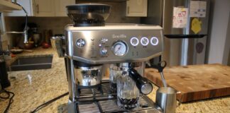 Machine à espresso Impress Barista Express de Breville